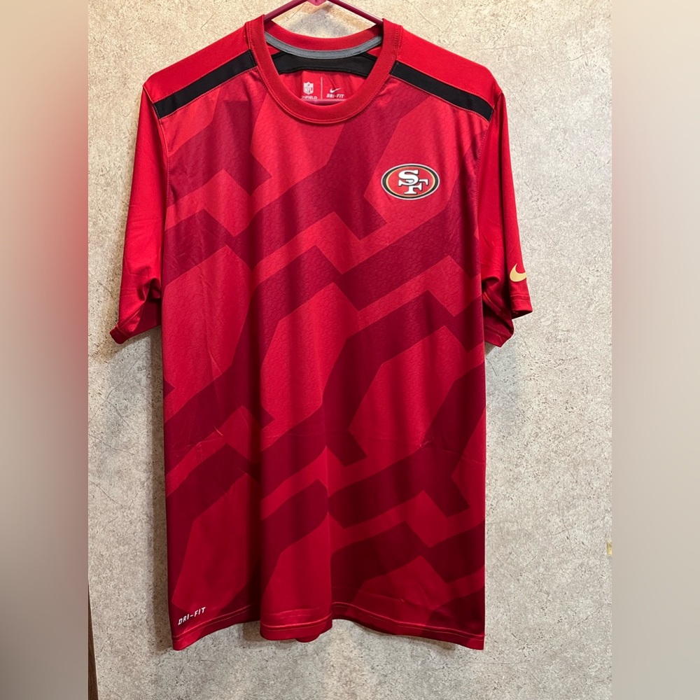 SF 49ers Nike dri-fit on field apparel